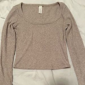 Square cut neck long sleeve